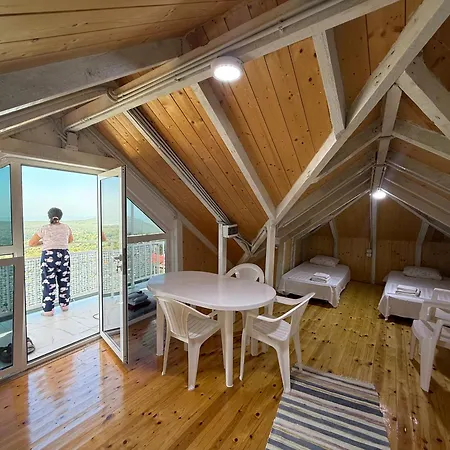 Meti Wooden 3* Krujë